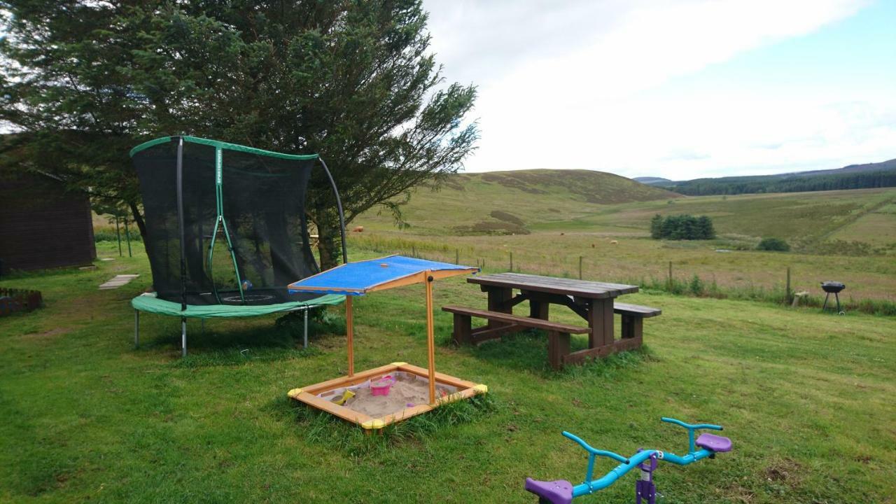 Scotland Paradise Relax Accommodation By Shooting Club Kirriemuir Balintore  Exteriör bild