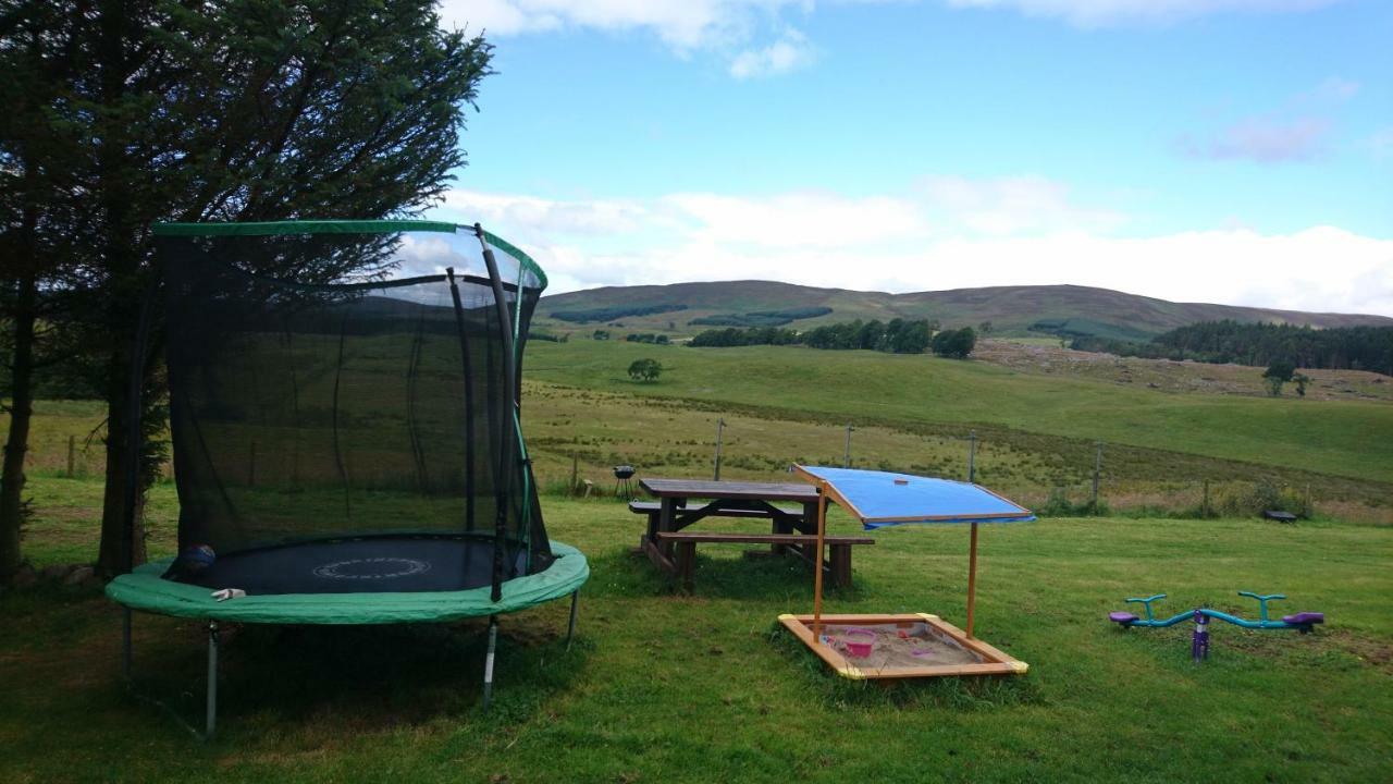 Scotland Paradise Relax Accommodation By Shooting Club Kirriemuir Balintore  Exteriör bild